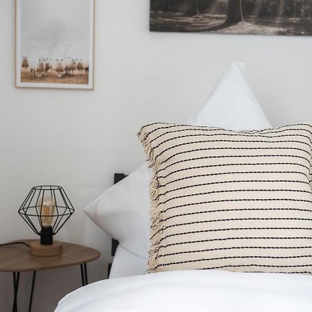 1-4 Gaeste Wohnung W-Lan, Netflix, Amazon, Parken, Arbeitsplatz, 24H Check In ,Vollausgestattet Kueche, Handtuecher Seife U,V,M Fuer Geschaeftsreisende, Paare, Familien , Datteln Exteriör bild